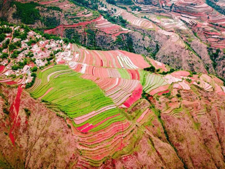 這條云南最美公路，適合自駕，現(xiàn)在還免費--怒江最美公路